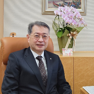 藤田院長W300