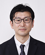 教務主任　外山　伊一郎