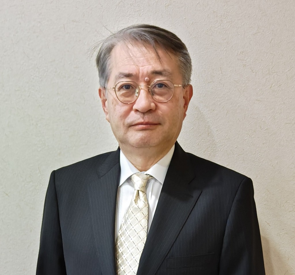 藤田 信也　学校長